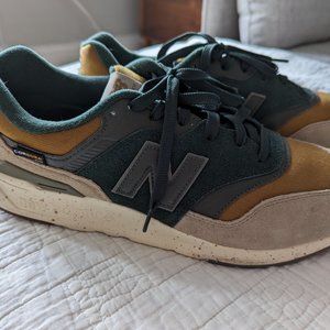 New Balance 997H CORDURA Military Green/Sand Mens Suede Athletic Running Shoes